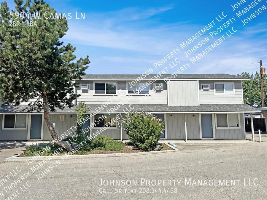 Primary Photo - Camas Lane Apartments offer affordability ...