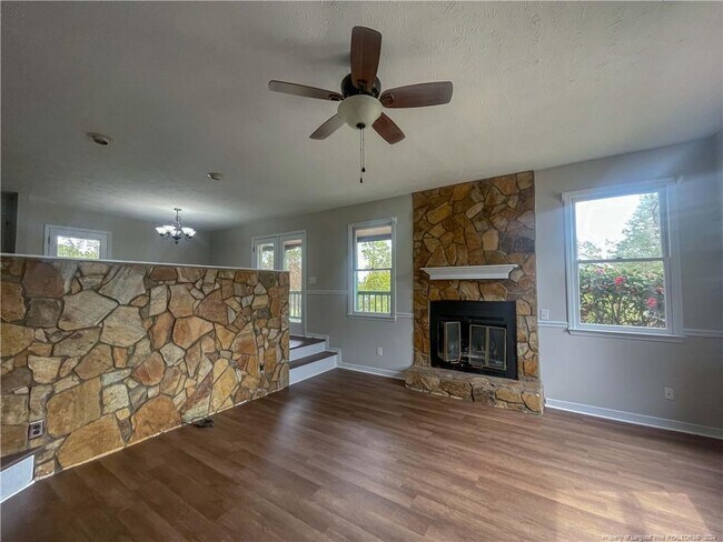 Building Photo - 792 Whispering Pines Rd