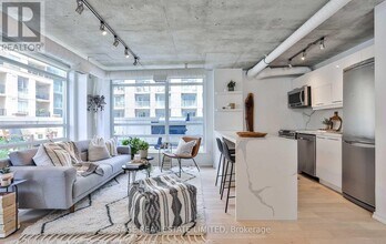 Building Photo - 170 Sudbury St