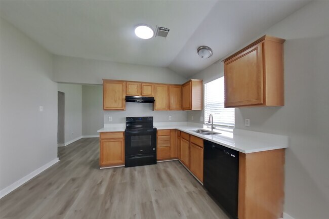 Foto del edificio - 16507 Lazy Ridge Rd
