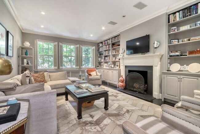 Foto del edificio - 116 Charles St