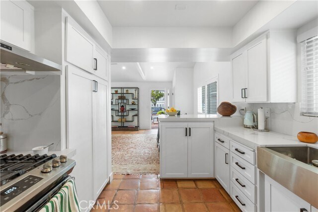 Building Photo - 304 Larkspur Ave