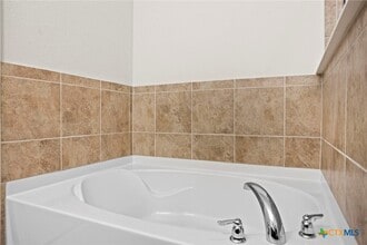 Building Photo - 1203 Daffodil Dr Building Photo - 1203 Daffodil Dr