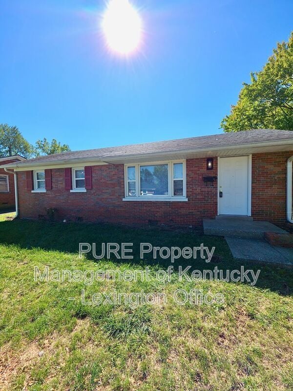 Building Photo - 220 Garrett Ave