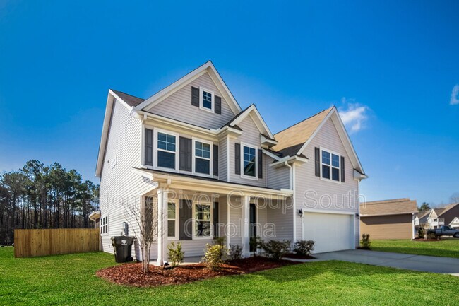 Building Photo - 617 Woolum Dr