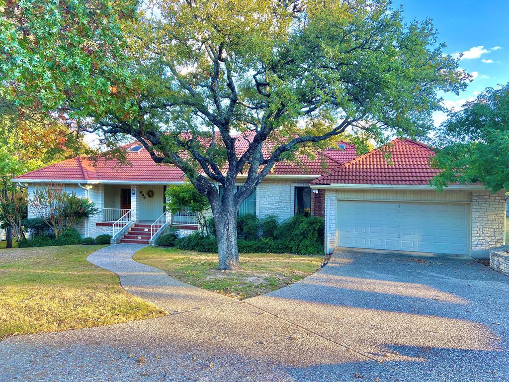 Primary Photo - 409 Spring Mill Dr