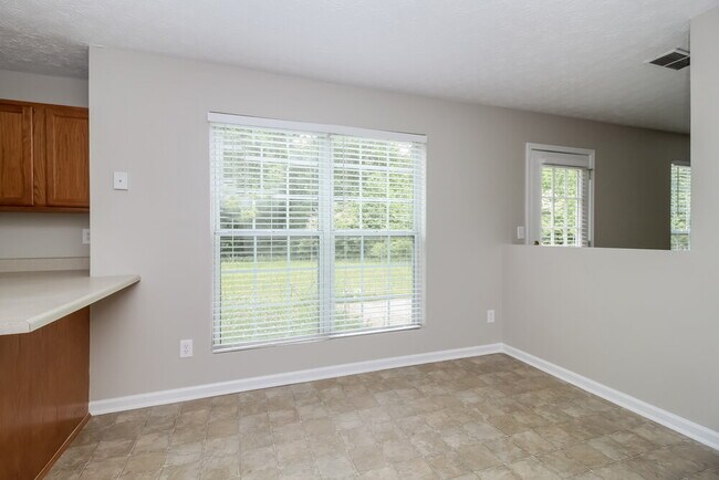 Foto del edificio - 1200 Catalina Pkwy