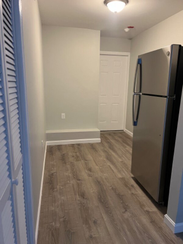 Building Photo - 31 Channing St