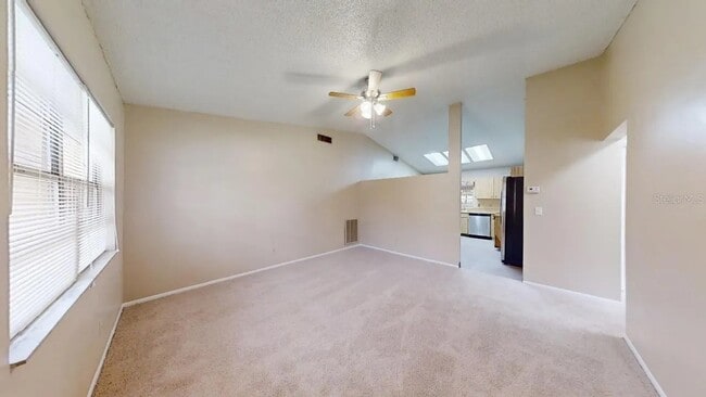 Building Photo - 21552 Southwood Dr