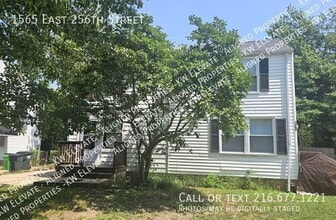Building Photo - 1565 E 256th St