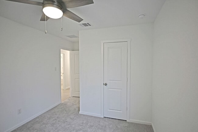 Building Photo - 14709 Mudstone St