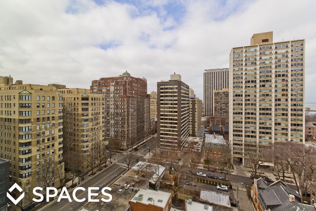 Foto del edificio - 350 W Oakdale Ave