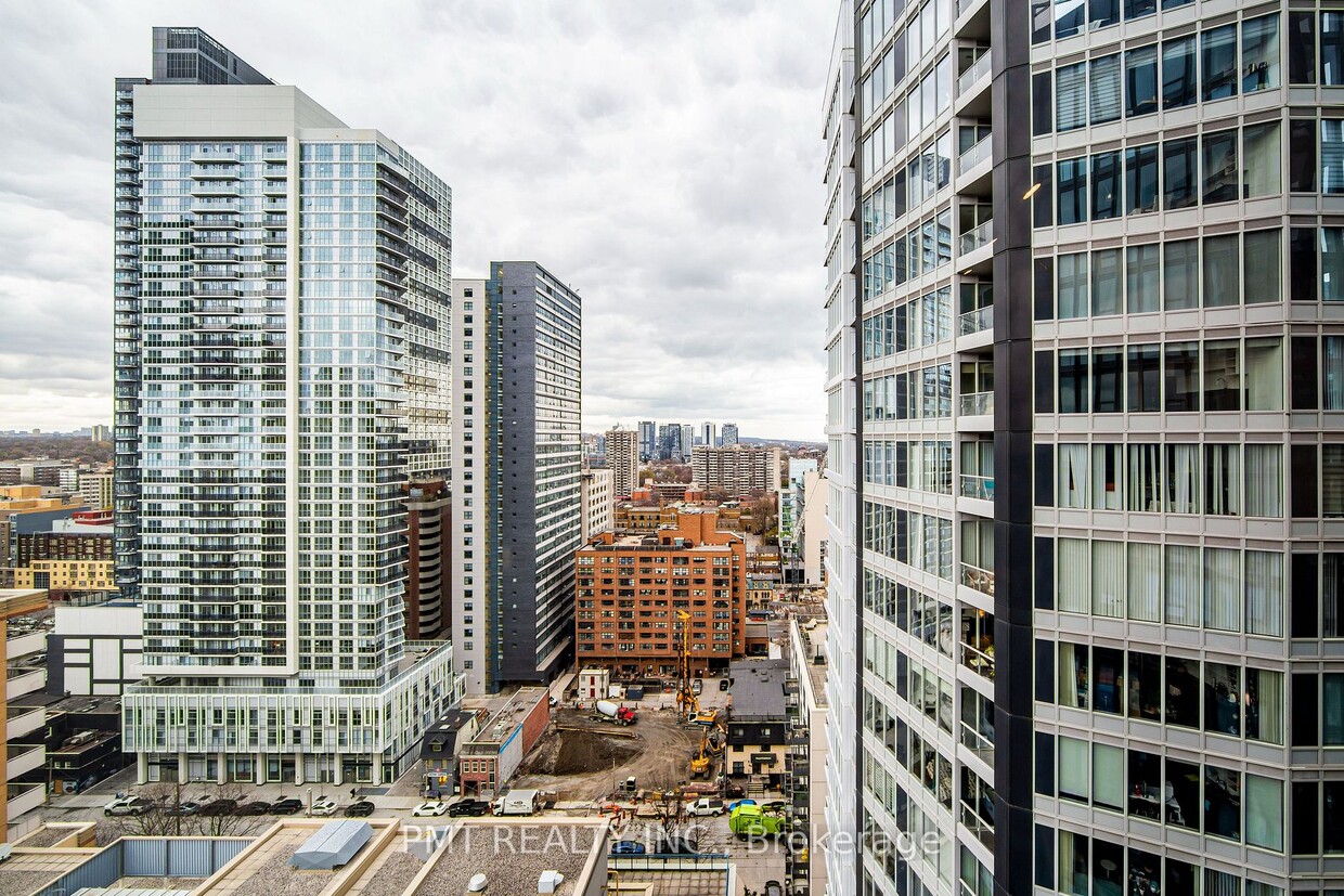 Photo principale - 60-2360 Shuter St