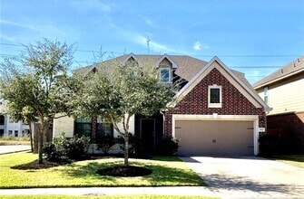 Building Photo - 5531 Drumlin Field Way