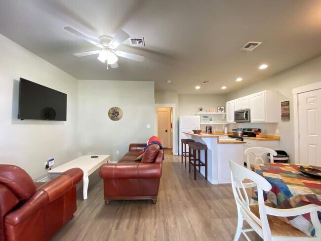 Foto del edificio - 4212 Hwy 35 S