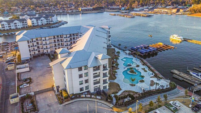 Foto del edificio - 199 Waterpoint Court