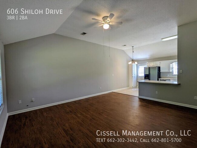 Building Photo - 606 Shiloh Drive