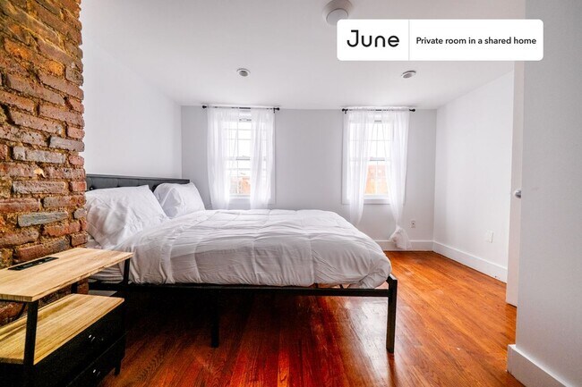 Foto del edificio - Room in Shared 3 bed/1 bath home in Bushwick