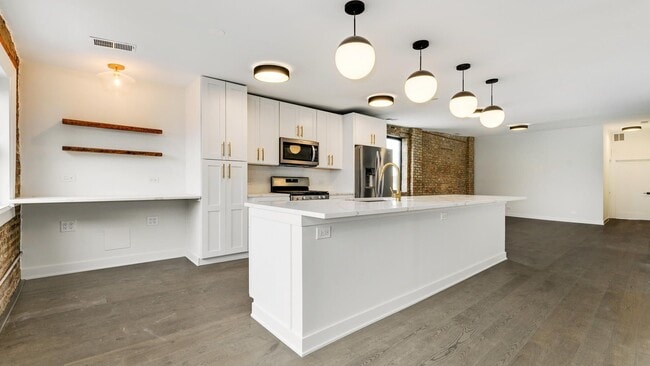 Building Photo - 06 - Mil 1371 LLC