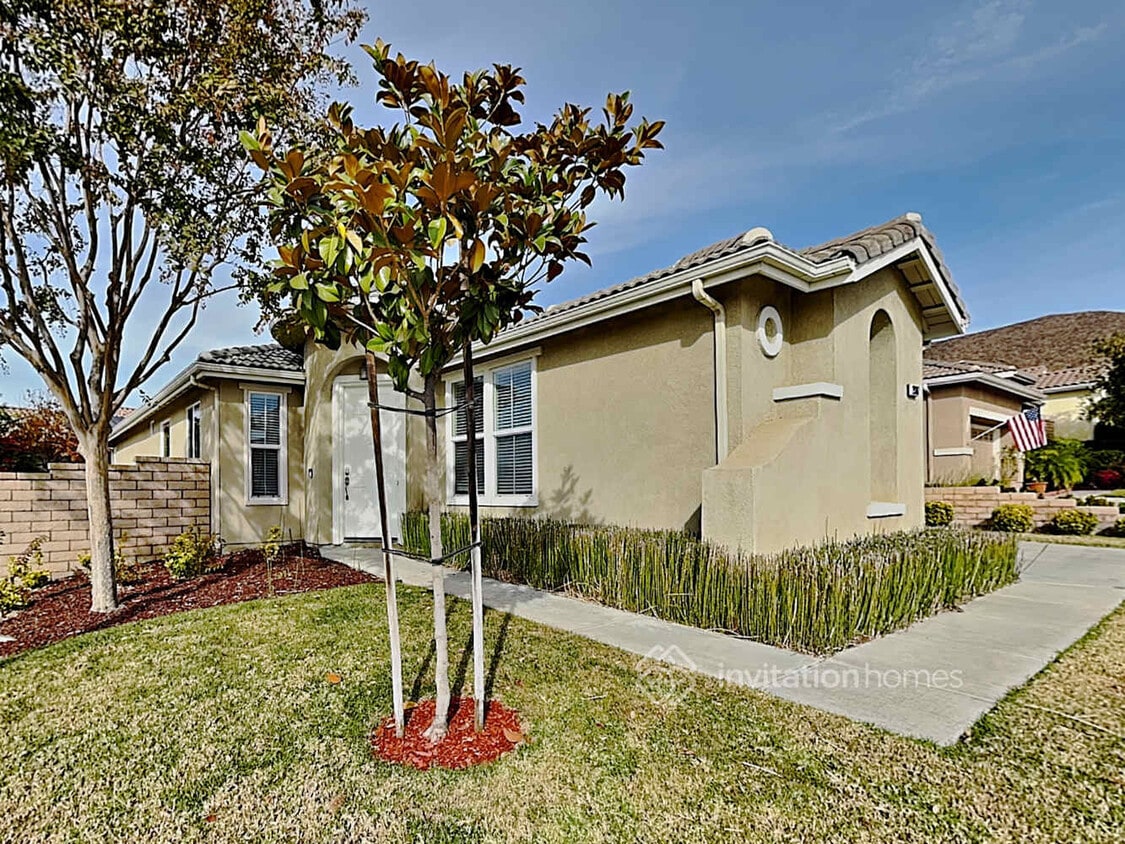 Primary Photo - 29307 Feather Hill Dr