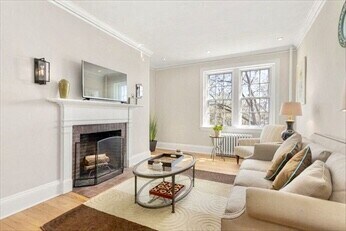 Primary Photo - 205 Mt Auburn St
