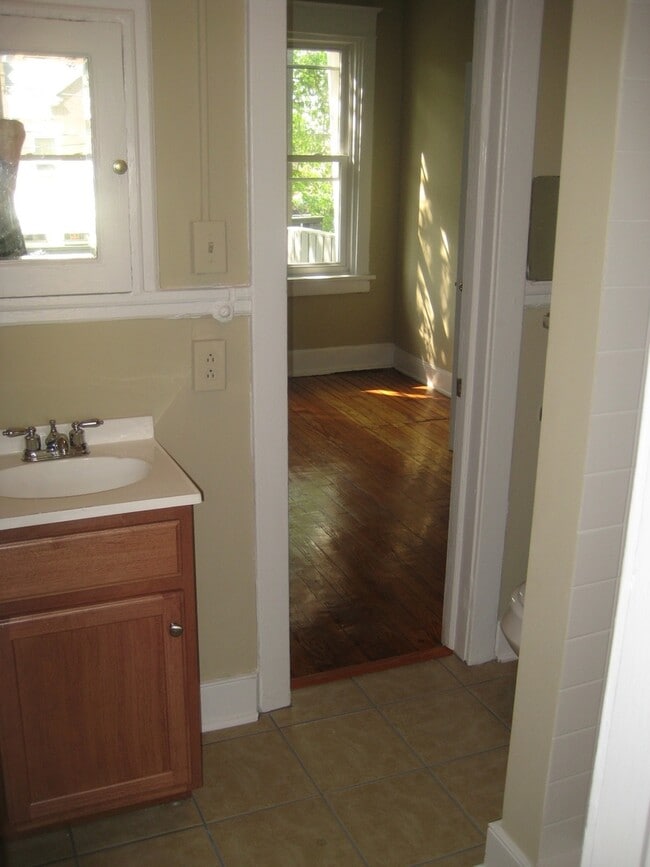 Photo - 20 S Allen Ave Apartment