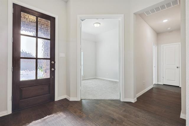 Building Photo - 809 Uplands Dr