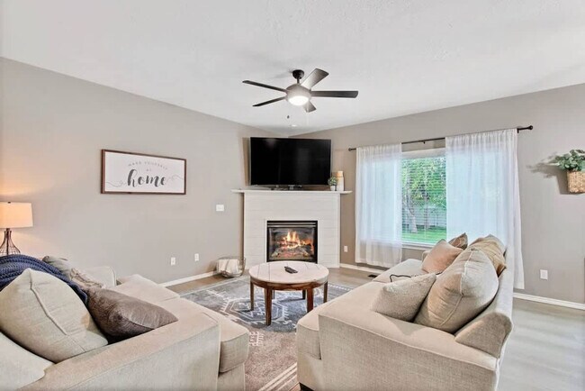 Foto del edificio - 3024 W Divide Creek Dr
