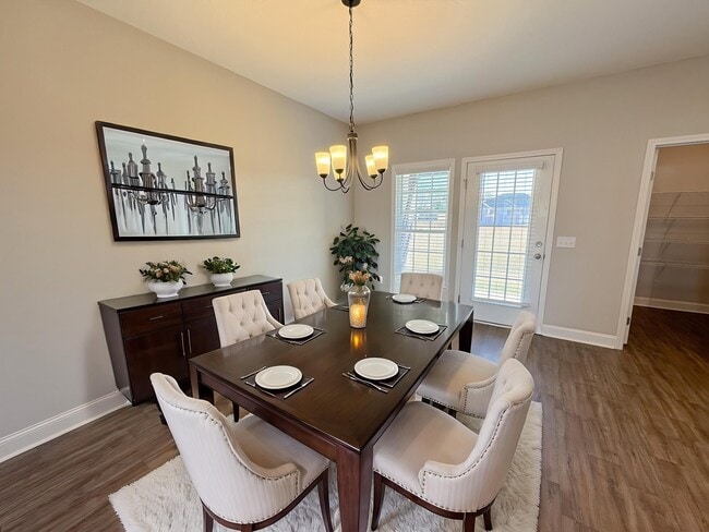 Building Photo - 312 Old Rockdale