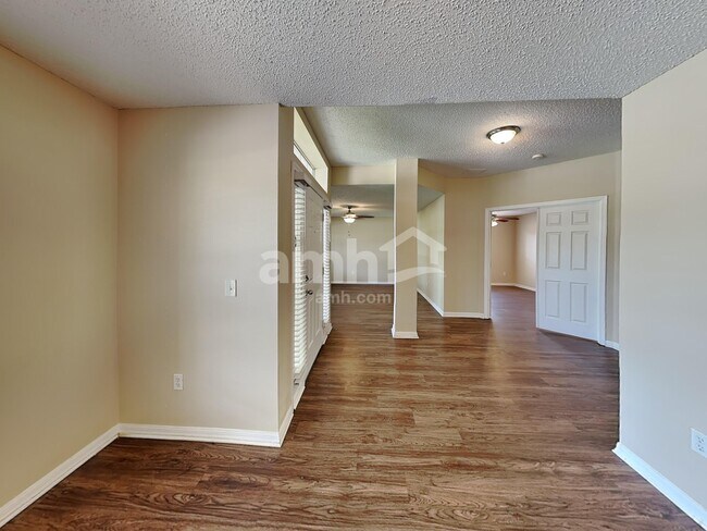 Foto del edificio - 1147 SE Preston Ln