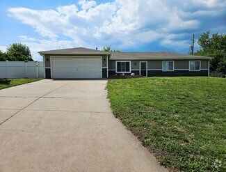 Building Photo - 500 Mustang Dr