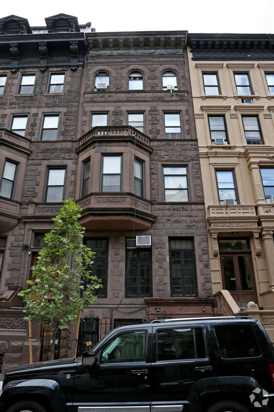 Foto del edificio - 49 W 75th St