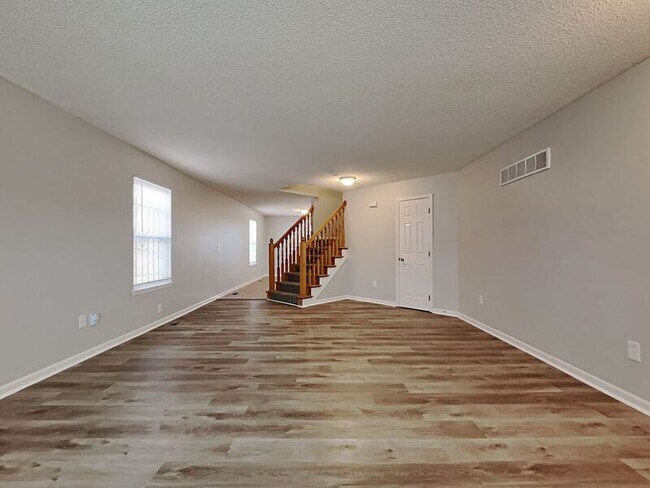 Foto del edificio - 4203 Woodland Ave