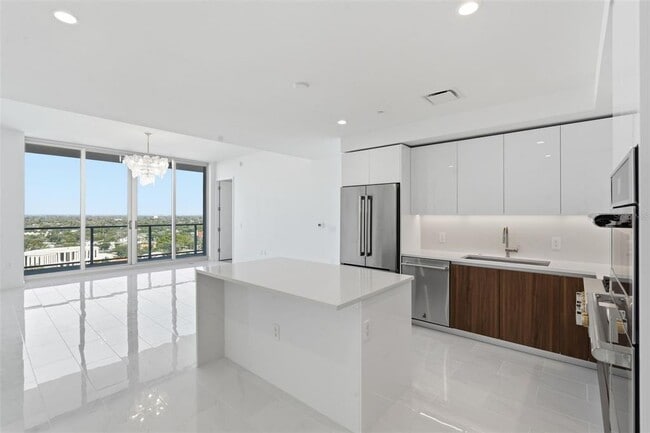 Foto del edificio - 400 Central Ave