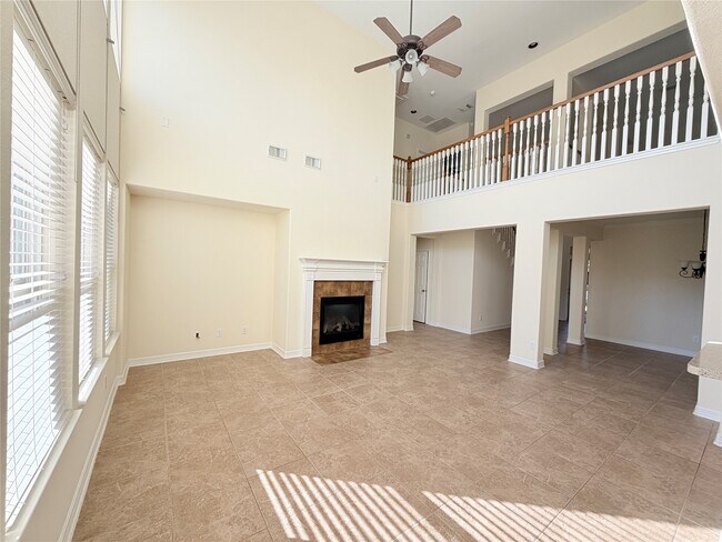Foto del edificio - 28015 Silverstream Ct