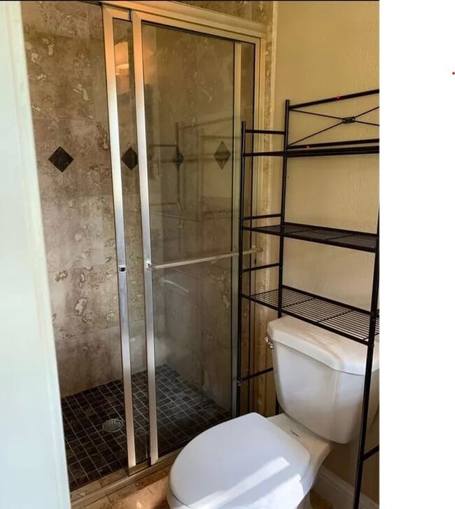 Building Photo - 3 Bed 2 Bath in Atlanta!