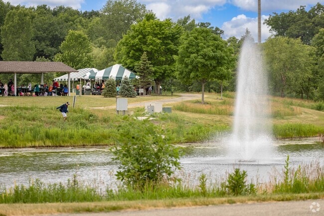 Hunt Club Park in Gurnee has a fountain for people to enjoy.