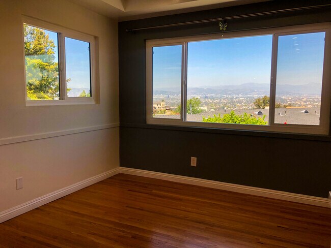 Building Photo - 4413 Don Felipe Dr