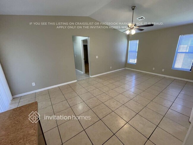 Foto del edificio - 1475 Paxton Terrace