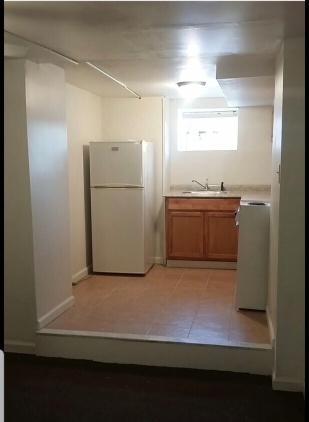 Primary Photo - 2031 S 68th St