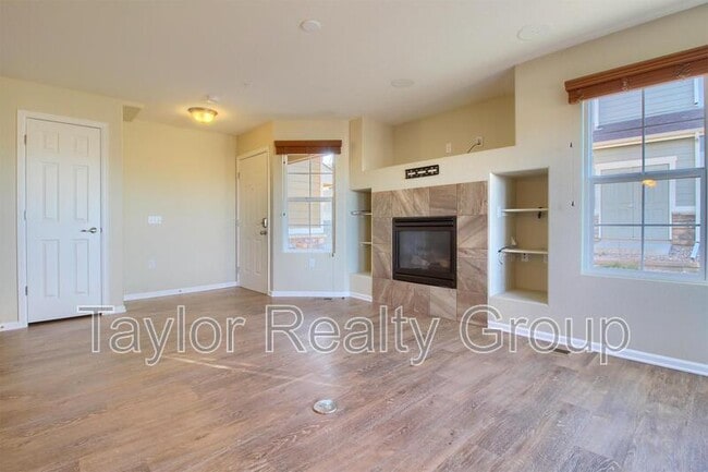 Building Photo - 14300 Waterside Ln