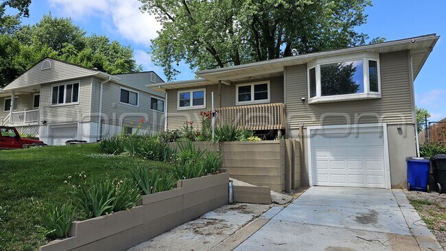 Foto del edificio - 1510 14th Ave SW