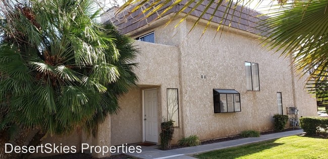 Building Photo - 2 br, 1.5 bath House - 429 W Avenue J5 Unit 7