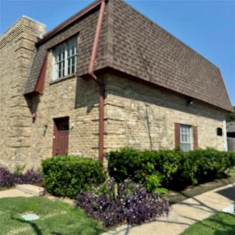 Foto del edificio - 1809 E Grauwyler Rd