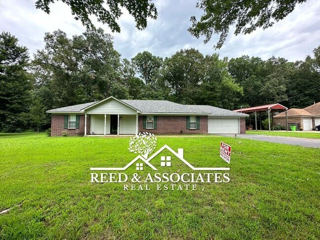 Foto del edificio - 3 Bedroom Near Gallaway, TN