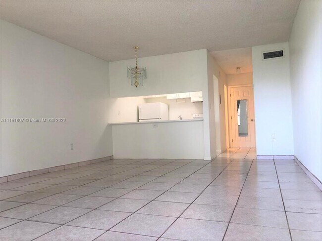Foto del edificio - 291 NW 177th St