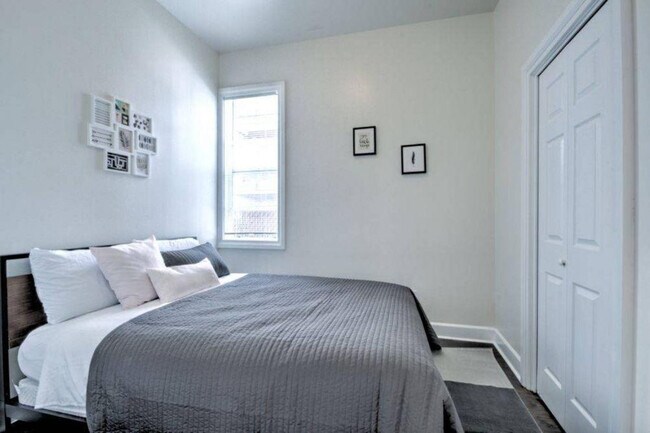 Foto del edificio - 1722-1714 14th Ave