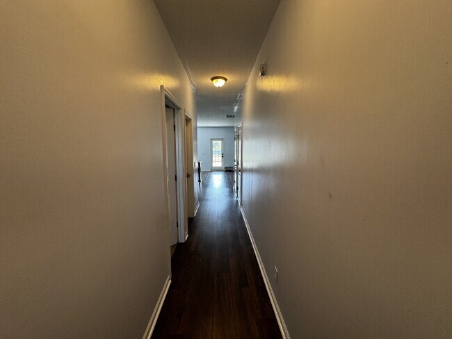 Building Photo - Home for Rent