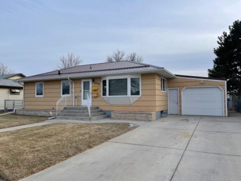 2528 Wyoming Ave, Billings, MT 59102 House Rental in Billings, MT