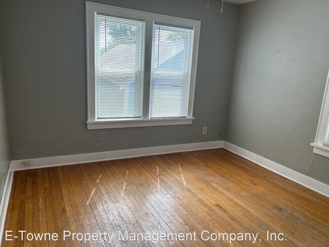 Building Photo - 2 br, 1 bath House - 557 N Davis
